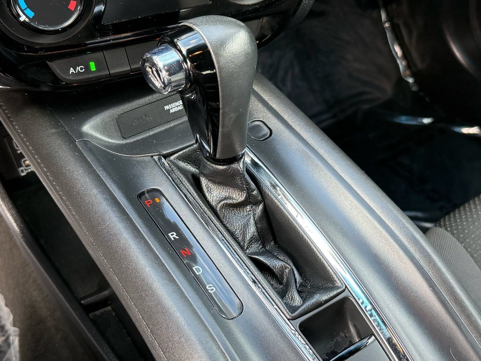 Used 2022 Honda HR-V Sport image 24