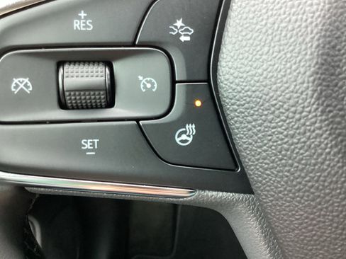 Certified 2025 Chevrolet TrailBlazer ACTIV image 28