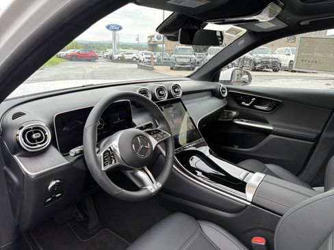 Used 2026 Mercedes-Benz GLC 300 4MATIC image 9