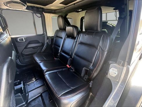 Used 2021 Jeep Wrangler Unlimited Rubicon AWD/4WD image 21