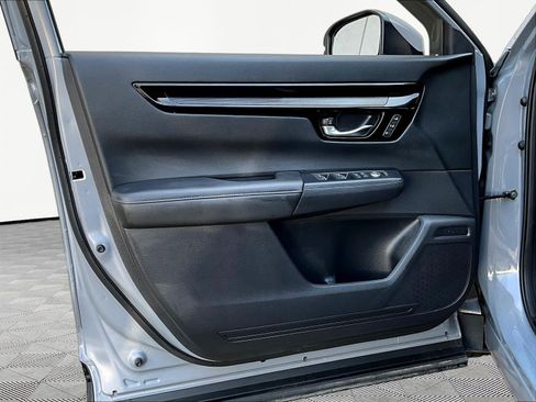 Used 2025 Honda CR-V EX-L image 19