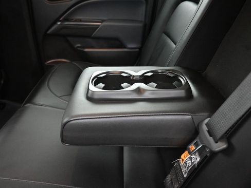 Used 2022 Chevrolet Colorado Z71 image 32