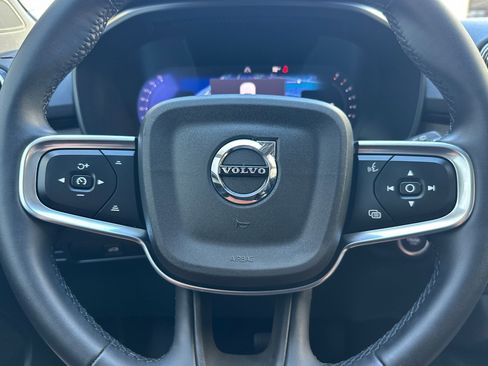 Certified 2023 Volvo XC40 B5 Plus w/ Protection Package Premier image 26