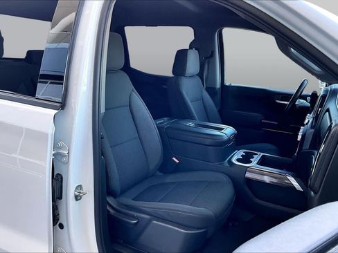 Used 2020 GMC Sierra 1500 Elevation RWD image 9