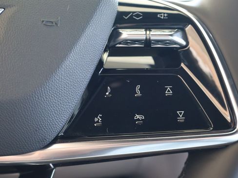 Certified 2023 Cadillac Lyriq 2WD image 23