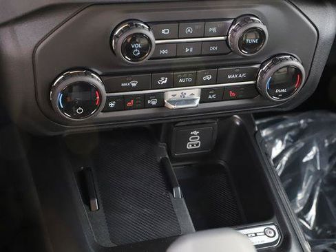New 2026 Ford Bronco Outer Banks AWD/4WD image 31