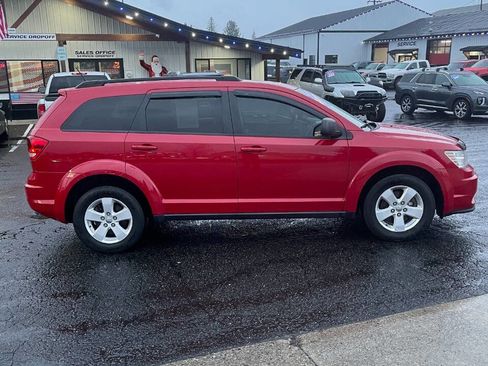 Used 2016 Dodge Journey SE image 6