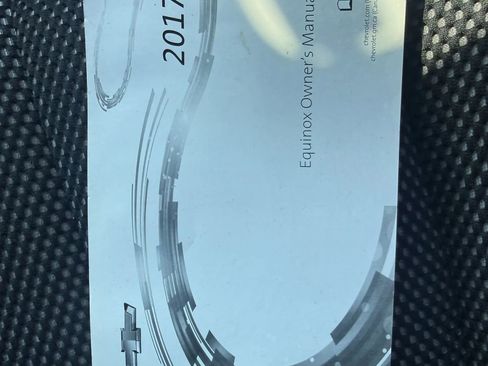 Used 2017 Chevrolet Equinox LT FWD image 28