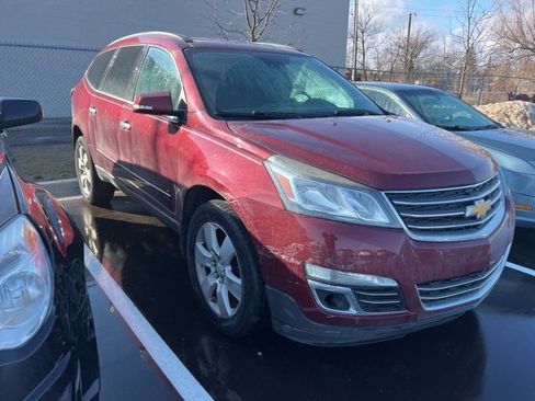 Used 2015 Chevrolet Traverse LTZ image 3