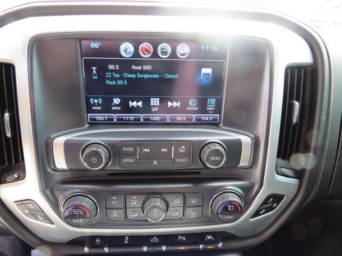 Used 2017 GMC Sierra 1500 SLT AWD/4WD image 8