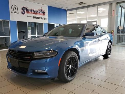 Used 2021 Dodge Charger SXT w/ Cold Weather Package AWD/4WD image 4