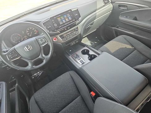 Used 2024 Honda Ridgeline Sport image 23