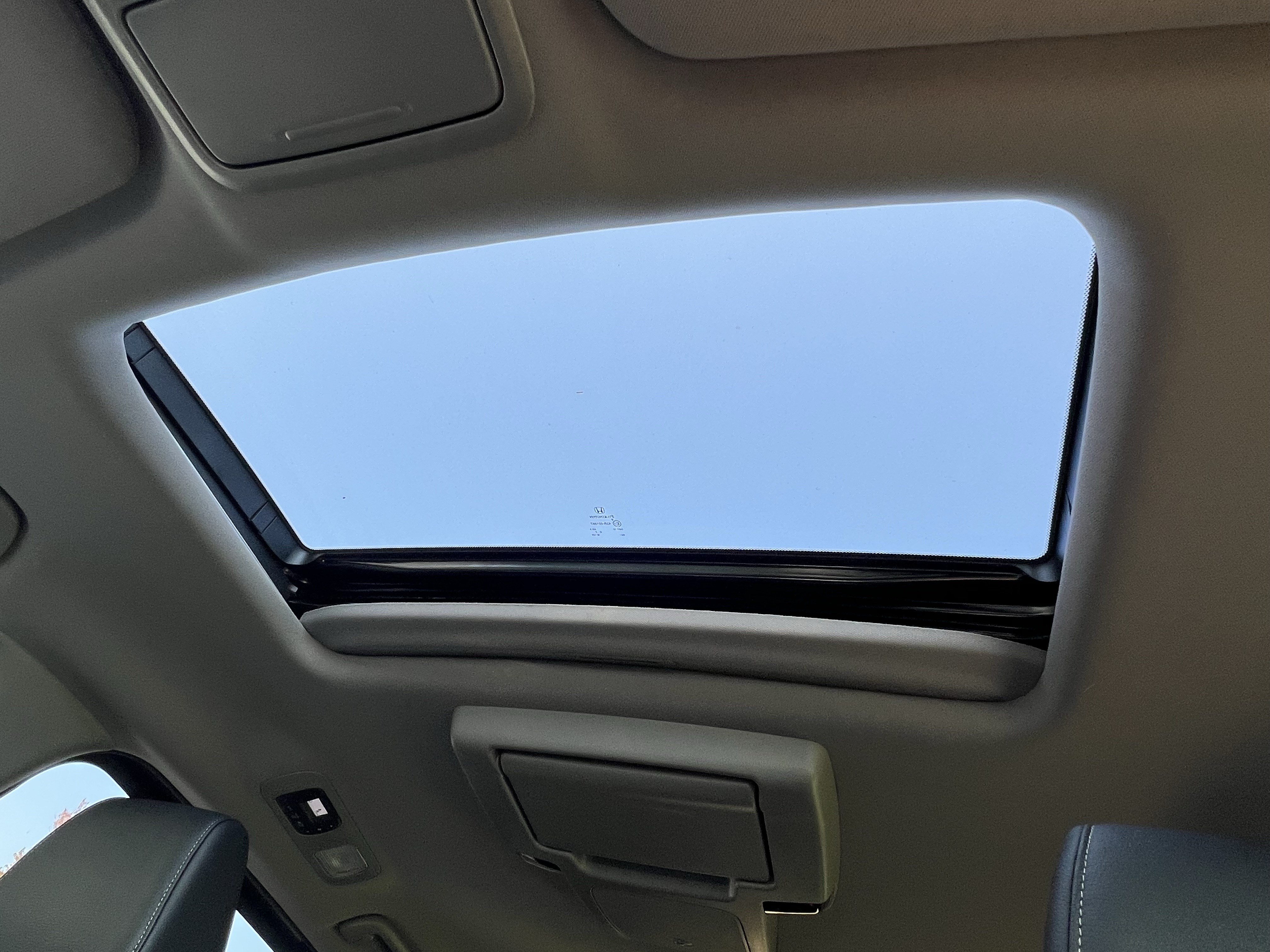 Used 2024 Honda Odyssey Touring image 29