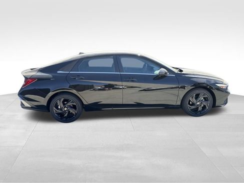 New 2026 Hyundai Elantra SEL Sport Premium FWD image 5
