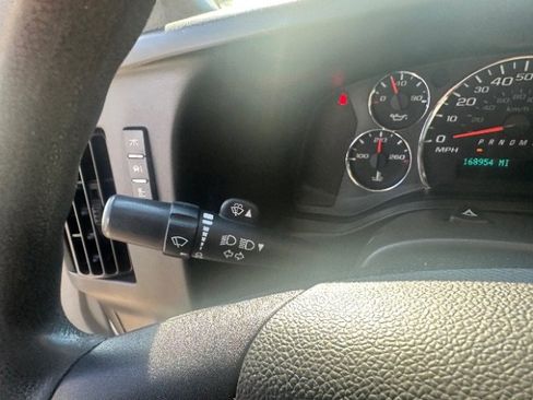 Used 2018 GMC Savana 3500 image 20