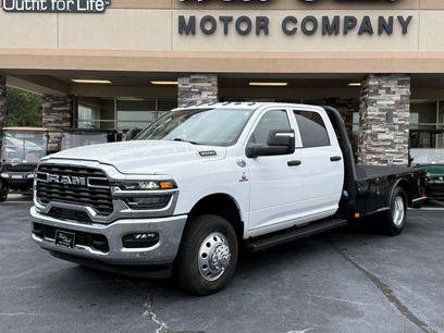 Used 2025 RAM 3500 Tradesman w/ Chrome Appearance Group