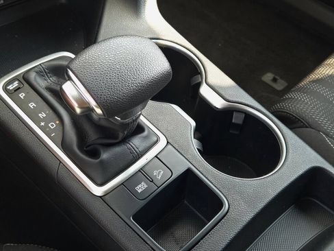 Used 2022 Kia Sportage LX FWD image 27