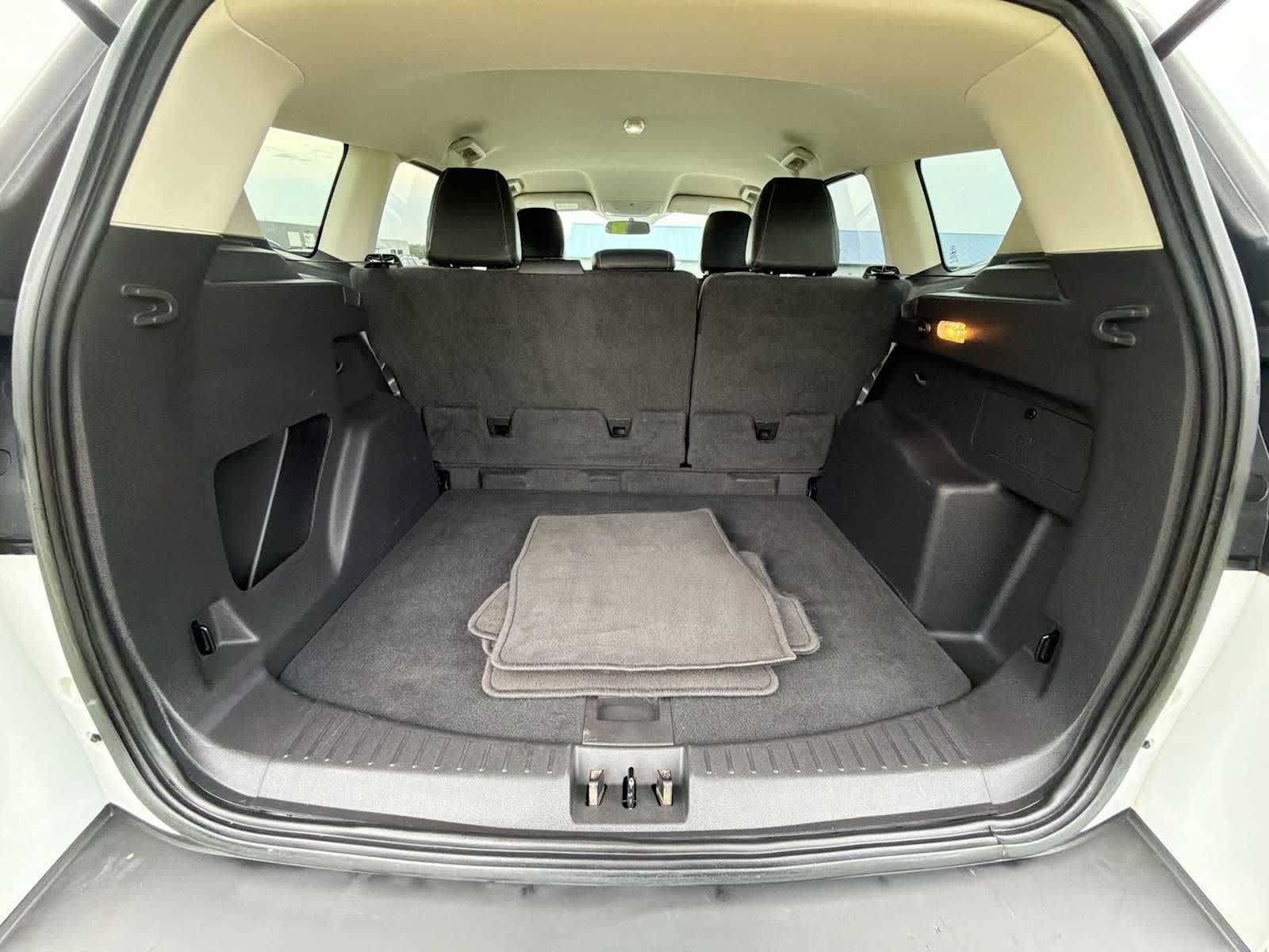 Used 2019 Ford Escape SE FWD image 27