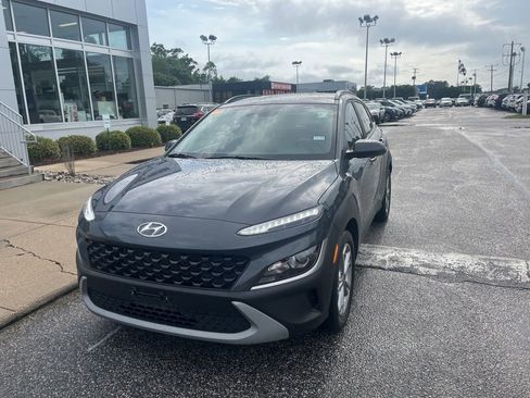 Used 2023 Hyundai Kona SEL FWD image 7