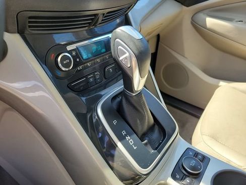 Used 2014 Ford C-MAX Energi SEL w/ Equipment Group 302A FWD image 15