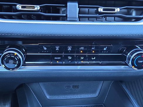 New 2026 Chevrolet Equinox LT image 29