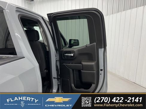 Used 2024 Chevrolet Silverado 1500 Custom w/ Turbomax Blackout Package AWD/4WD image 12