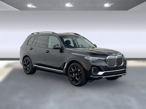 Used 2022 BMW X7 xDrive40i w/ Premium Package AWD/4WD image 7
