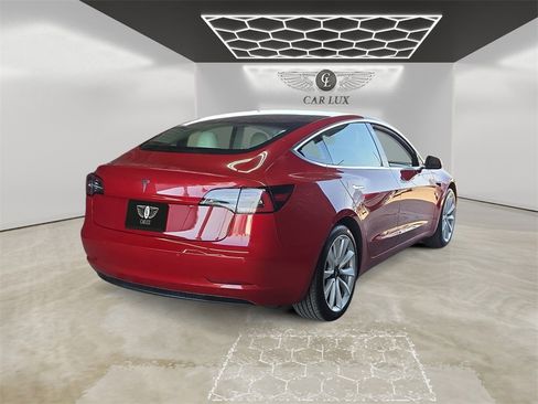 Used 2019 Tesla Model 3 Standard Range Plus image 5
