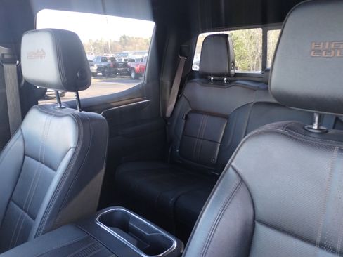 Used 2024 Chevrolet Silverado 1500 High Country image 14
