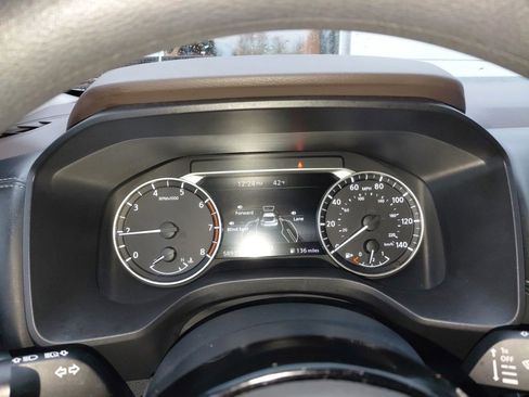 Used 2023 Nissan Rogue SV image 17