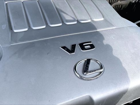 Used 2016 Lexus ES 350 w/ Premium Package w/Wood Trim FWD image 32