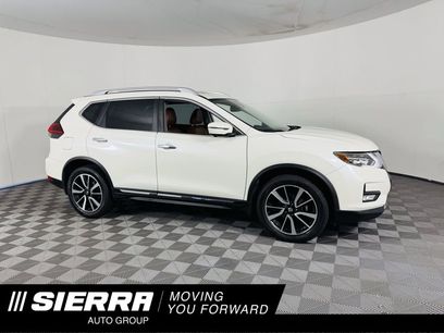 Used 2018 Nissan Rogue SL w/ Premium Package