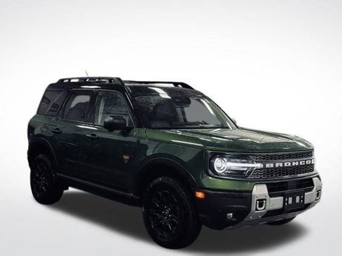 Used 2025 Ford Bronco Sport Badlands image 6