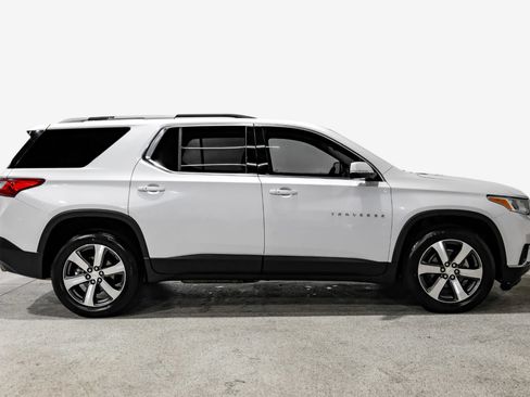 Used 2018 Chevrolet Traverse LT FWD image 5