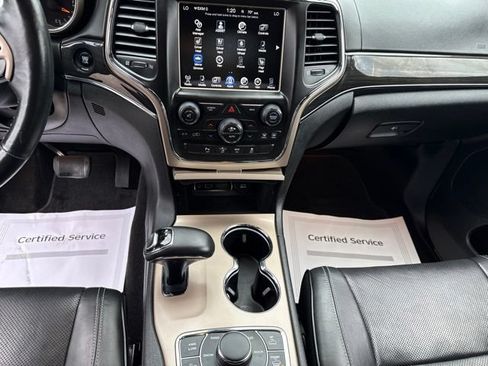 Used 2014 Jeep Grand Cherokee Overland w/ Advanced Technology Group AWD/4WD image 18