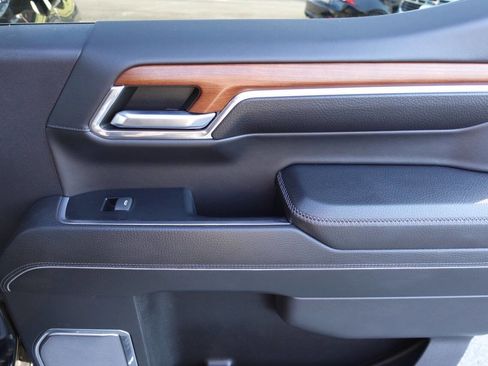 Used 2023 GMC Sierra 1500 Denali w/ Denali Reserve Package image 32