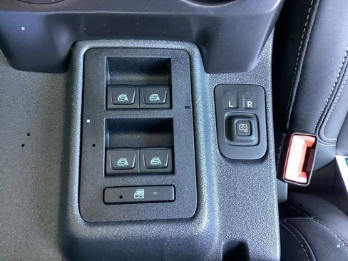 New 2025 Ford Bronco Badlands image 62