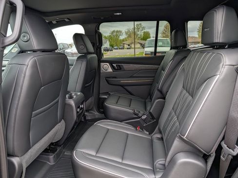 New 2026 Buick Enclave Avenir w/ Super Cruise Package AWD/4WD image 34