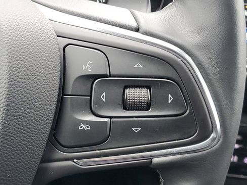 Used 2023 Buick Envision Essence image 24