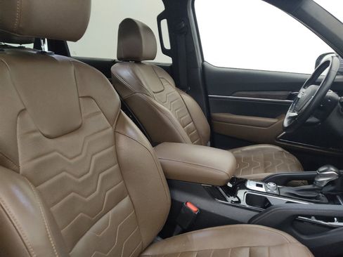 Used 2022 Kia Telluride SX w/ SX Prestige Package AWD/4WD image 21
