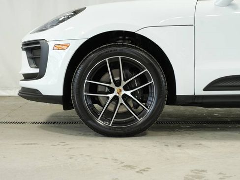 New 2025 Porsche Macan image 41