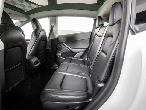 Used 2023 Tesla Model Y Long Range AWD/4WD image 10