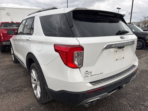 Used 2023 Ford Explorer Platinum w/ Technology Package image 5