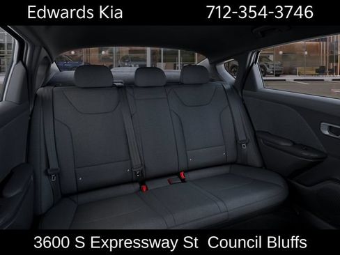 New 2026 Kia K4 FWD image 18