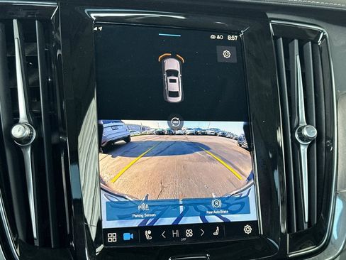 Used 2024 Volvo S90 T8 Ultimate image 21