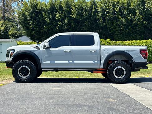 Used 2024 Ford F150 Raptor AWD/4WD image 2