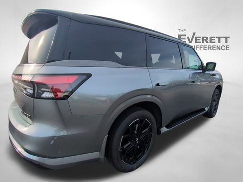 New 2026 INFINITI QX80 4WD image 5