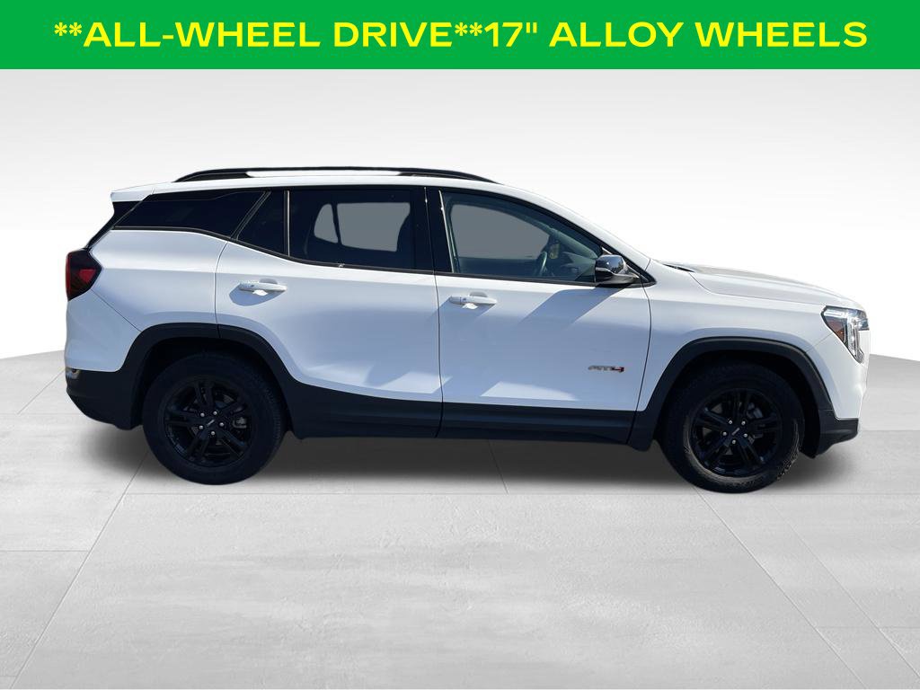 Used 2023 GMC Terrain AT4 AWD/4WD image 4