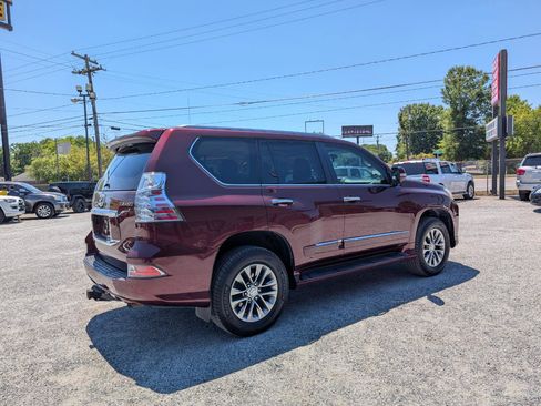 Used 2016 Lexus GX 460 Luxury w/ Preferred Accessory Package AWD/4WD image 7