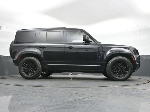 Used 2026 Land Rover Defender 110 X-Dynamic SE image 45